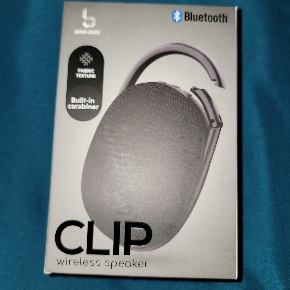 New Bluetooth Clip Wireless Speaker